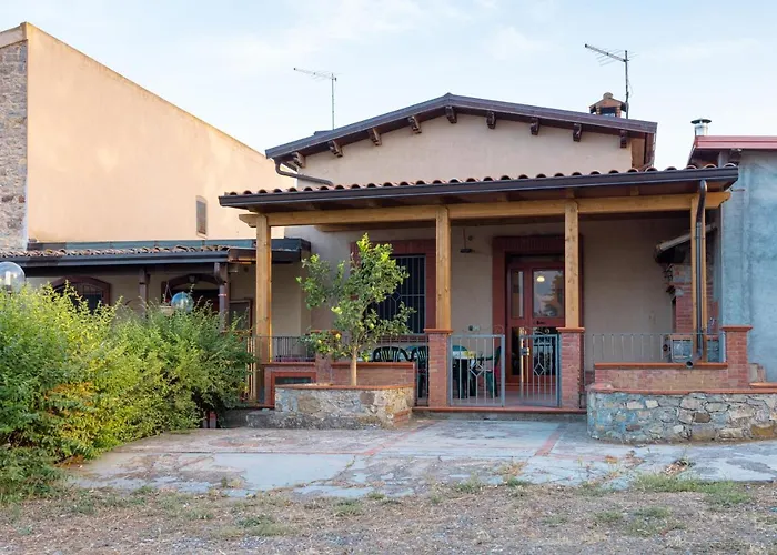 Il Prato Degli Ulivi 罗卡伊恩佩里亚莱